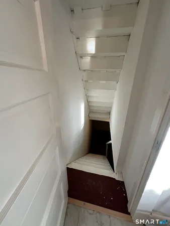 a view of entryway
