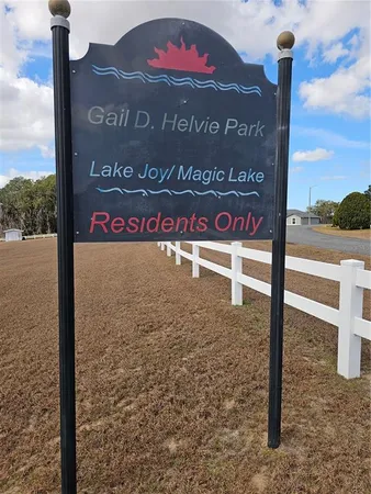 a street sign on the side of the road