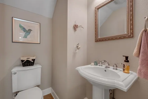 $415,000 | 2031 Windsor Oaks Court, Tallahassee, FL 32308