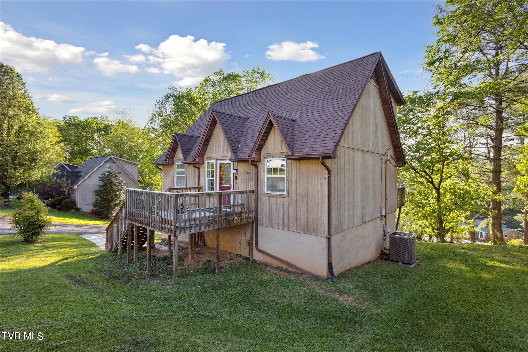 1679 Ridgeway Drive Kingsport, TN 37664 - Photo 2 of 31 IMG_1495