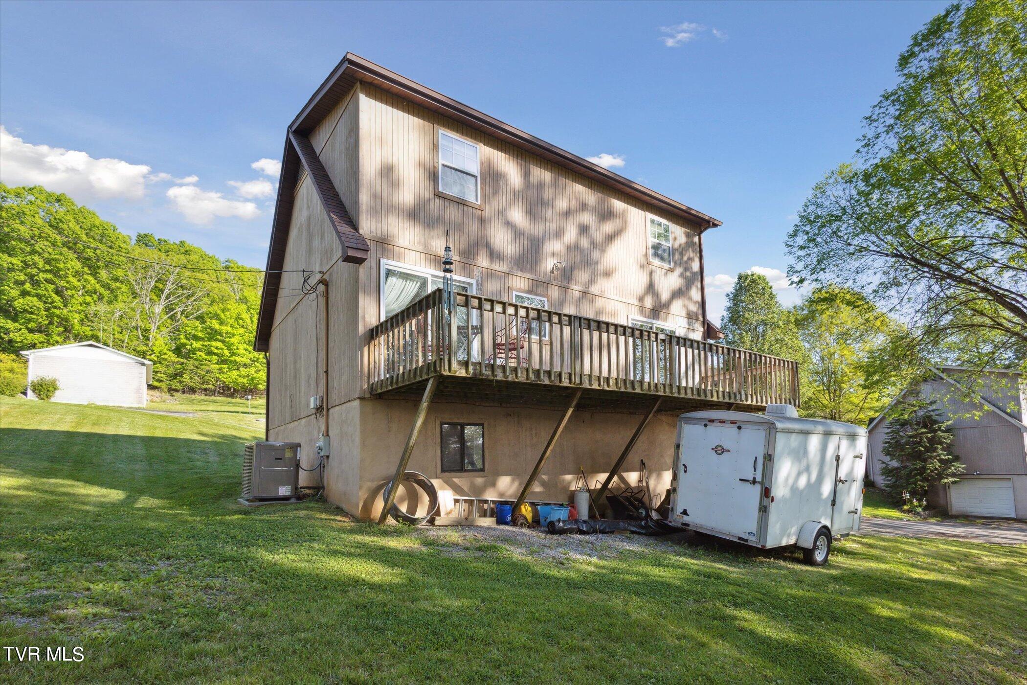 1679 Ridgeway Drive Kingsport, TN 37664 - Photo 6 of 31 IMG_1516