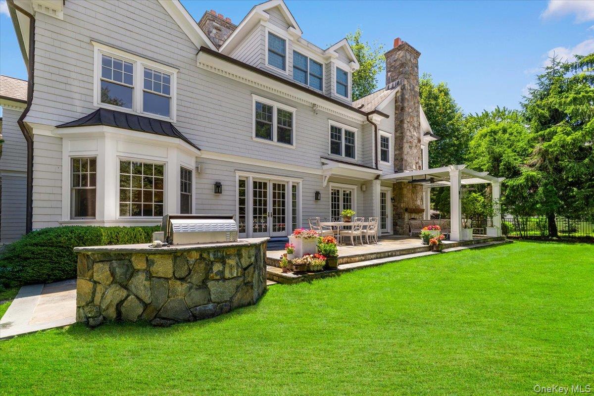 355 Grace Church Street Rye, NY 10580 - Photo 28 of 34 Gallery Image 28