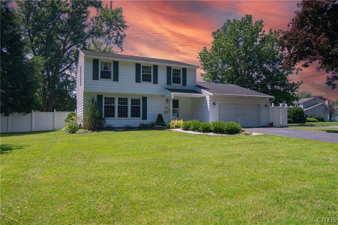 203 Ruth Road Clay, NY 13212 - Photo 2 of 34