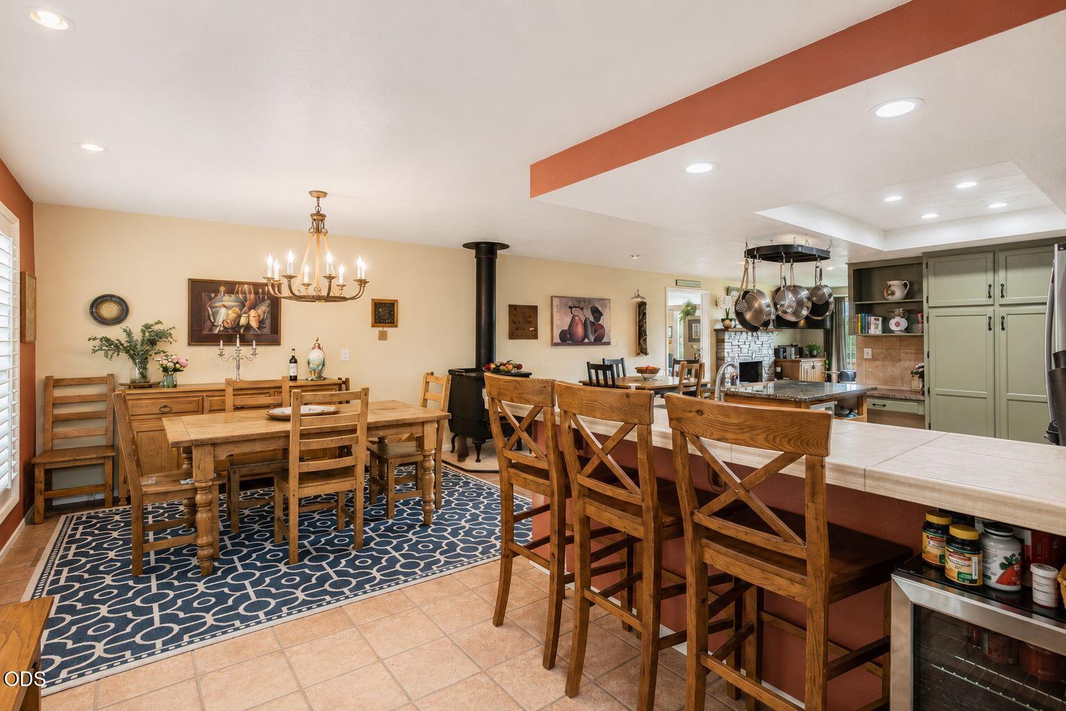 6085 Walden Lane Talent, OR 97540 - Photo 10 of 53