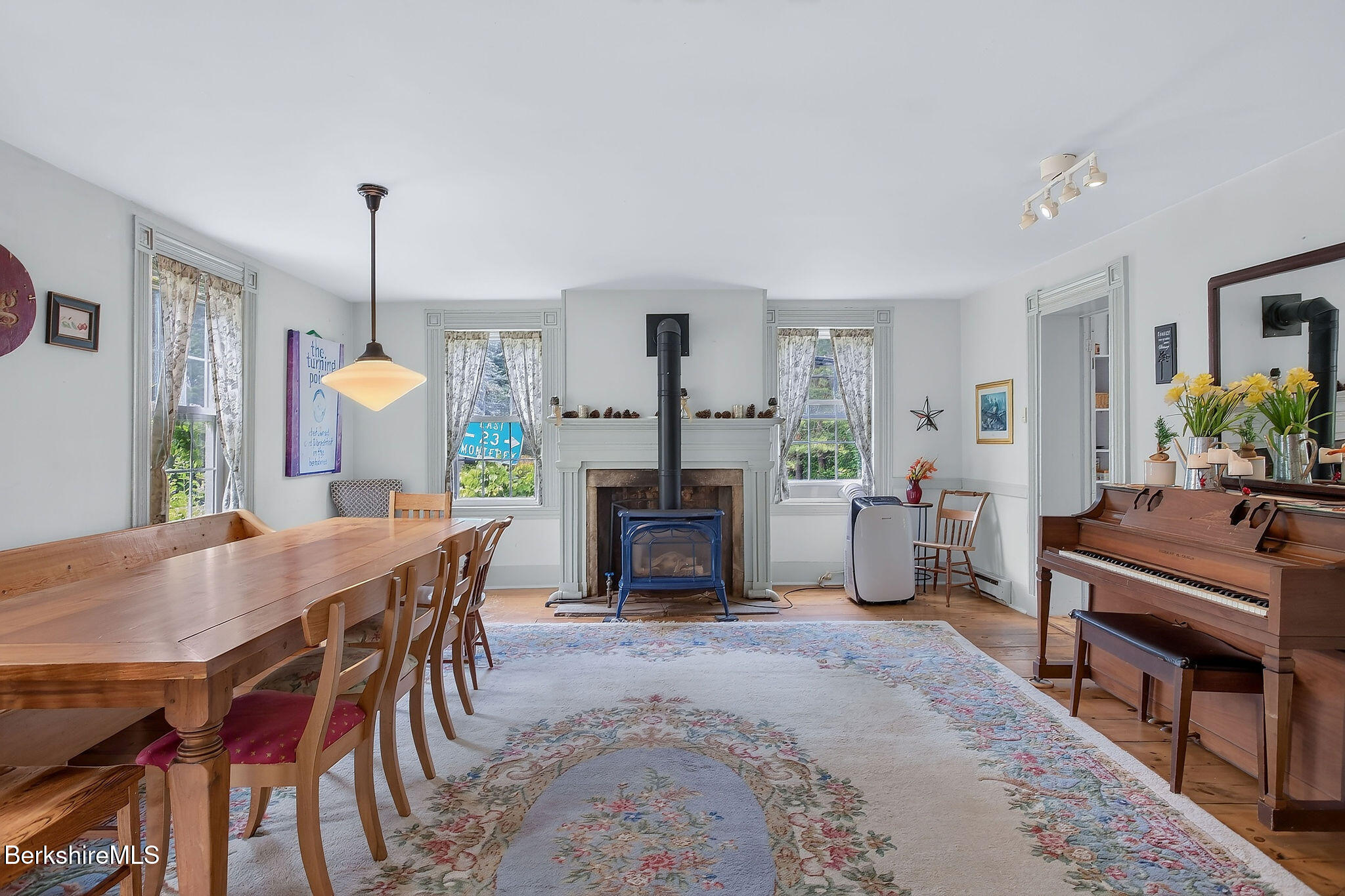 3 Lake Buel Road Great Barrington, MA 01230 - Photo 9 of 55 Dining Room