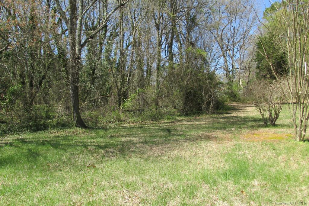 5609 Anderson Road Charlotte, NC 28269 - Photo 4 of 11 Gallery Image 4