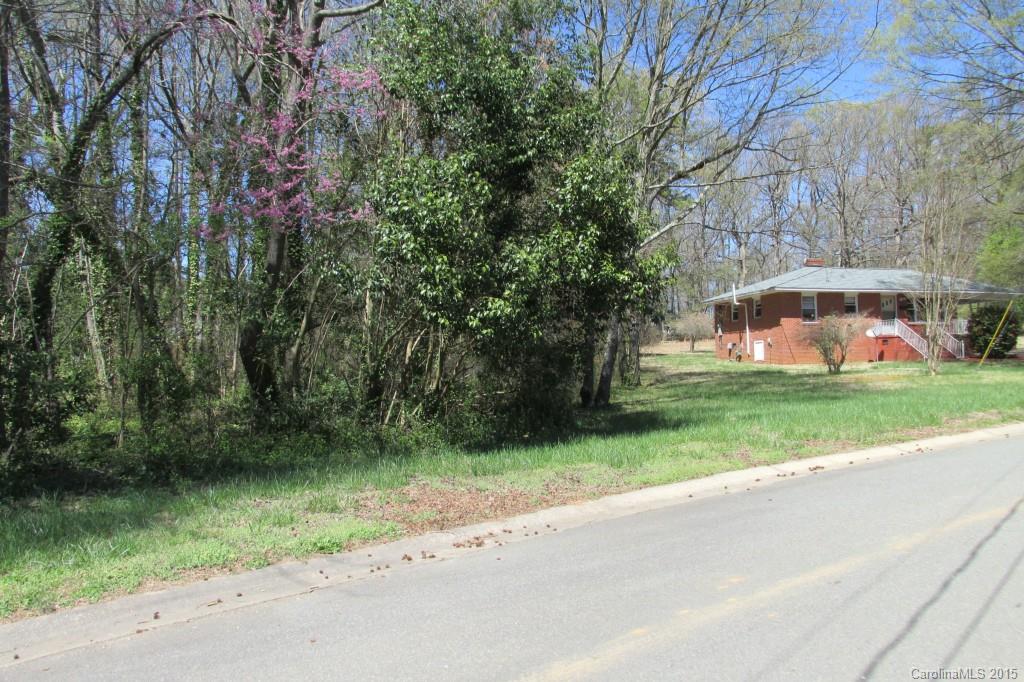 5609 Anderson Road Charlotte, NC 28269 - Photo 7 of 11 Gallery Image 7