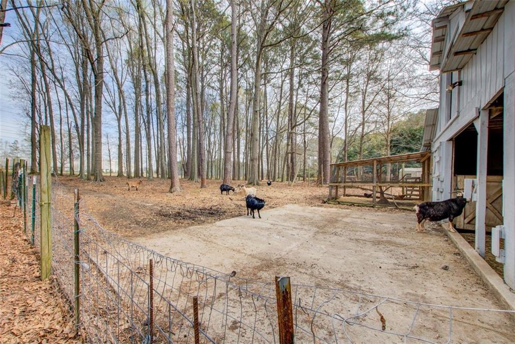8345 Cleckler Road Palmetto, GA 30268 - Photo 15 of 41 a view of outdoor space with seating area