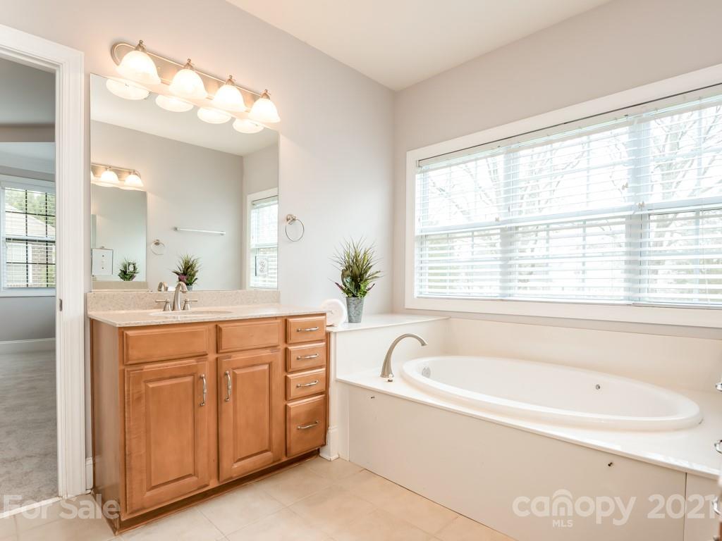6427 Springs Mill Road Charlotte, NC 28277 - Photo 25 of 42 Gallery Image 25