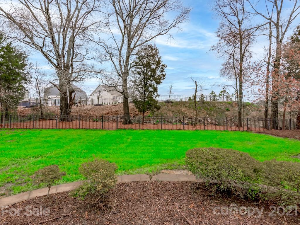 6427 Springs Mill Road Charlotte, NC 28277 - Photo 37 of 42 Gallery Image 37