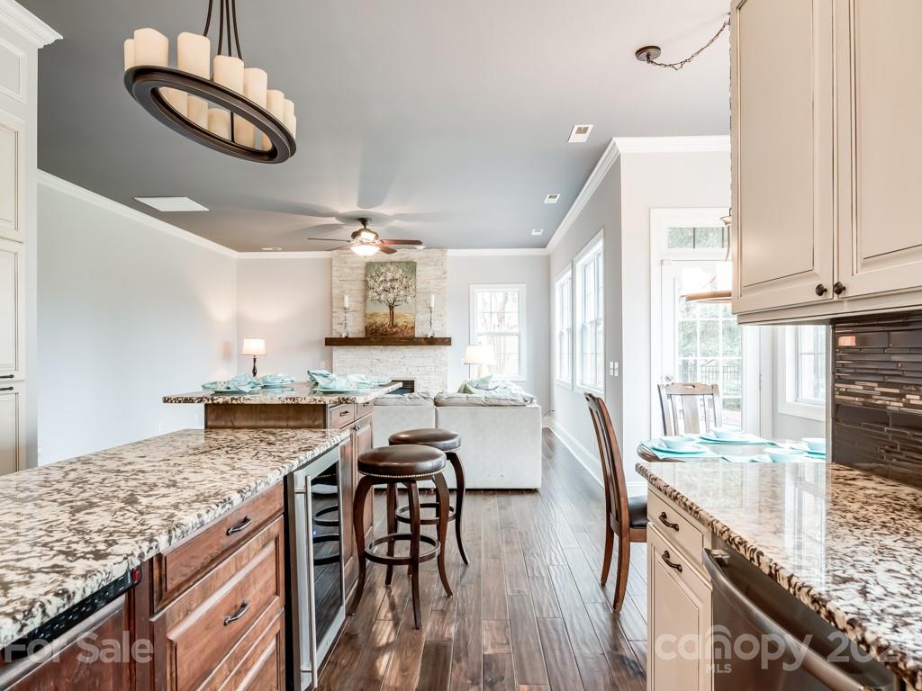 6427 Springs Mill Road Charlotte, NC 28277 - Photo 7 of 42 Gallery Image 7