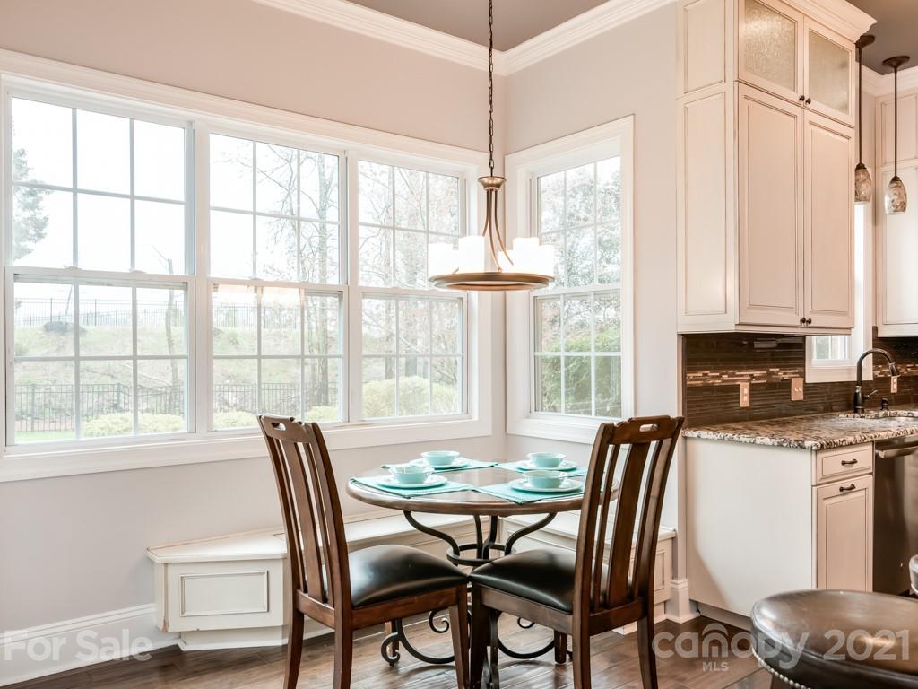 6427 Springs Mill Road Charlotte, NC 28277 - Photo 9 of 42 Gallery Image 9