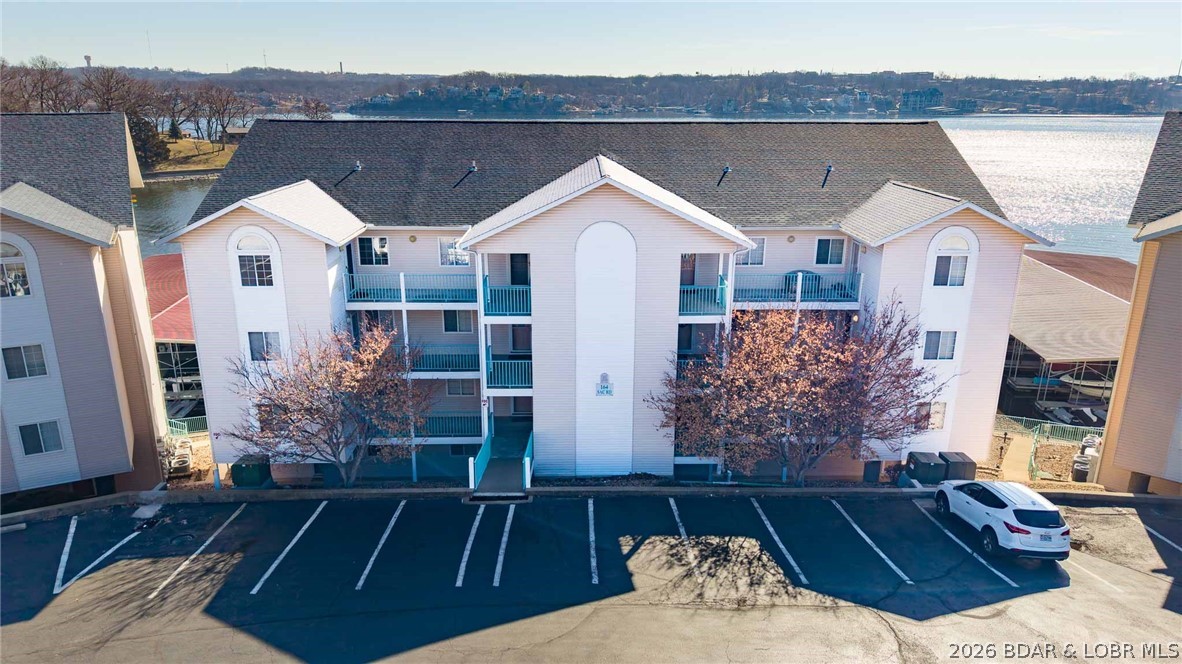 164 Sac Road, Unit 301B Sunrise Beach, MO 65079 - Photo 6 of 34 Well maintained Harbour Bay Condminiums