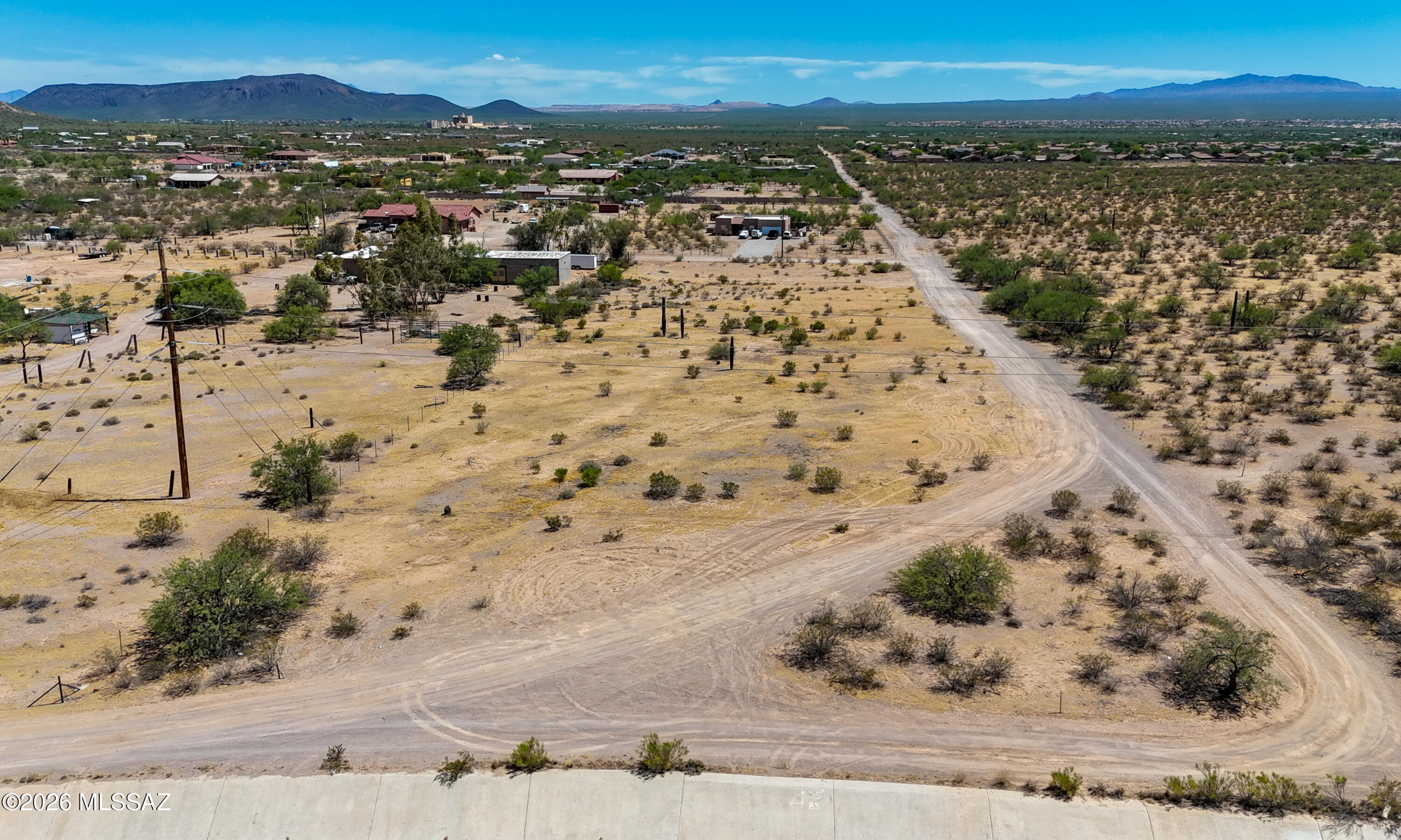 6171 West Irvington Road, Unit 4 Tucson, AZ 85757 - Photo 7 of 14 DJI_20260630141816_0291_D