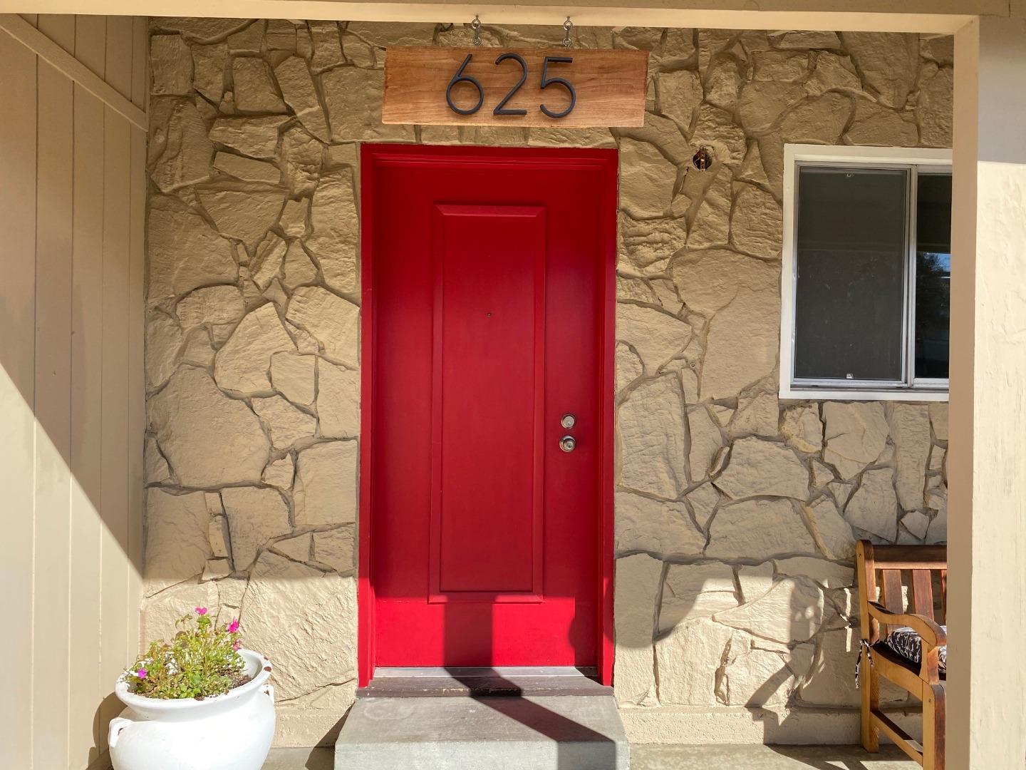 625 Comet Drive Foster City, CA 94404 - Photo 2 of 16