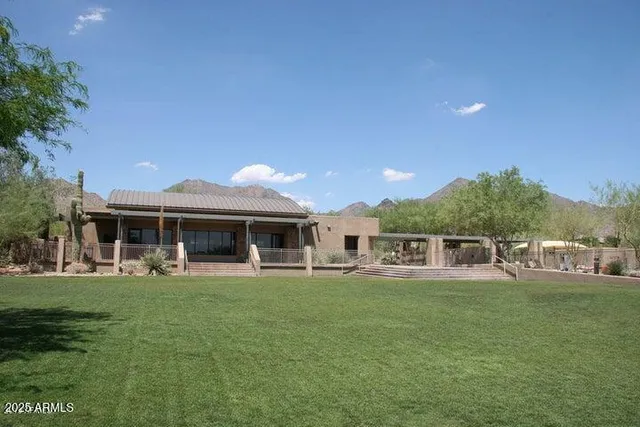 $3,995 | 10429 East Hillery Drive, Scottsdale, AZ 85255