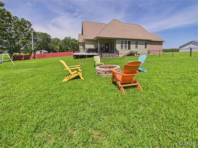 $348,900 | 104 Sweet Valley Circle, Crocker, MO 65452