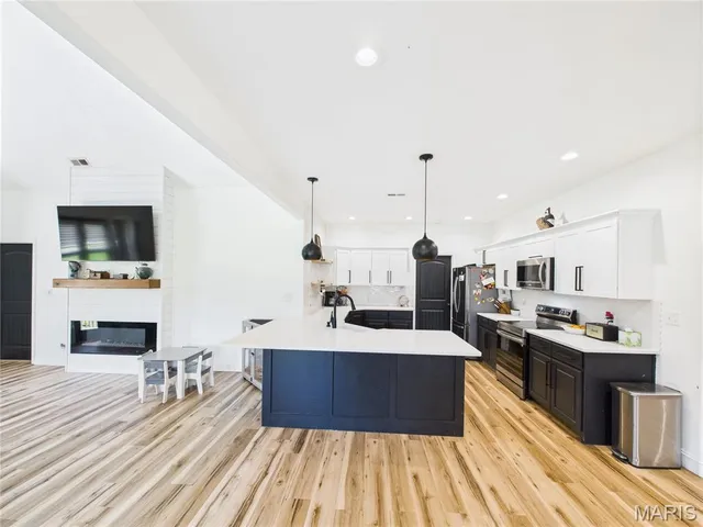 $348,900 | 104 Sweet Valley Circle, Crocker, MO 65452