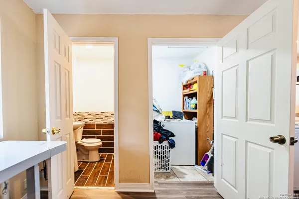 $535,000 | 472 County Road 6723, Natalia, TX 78059