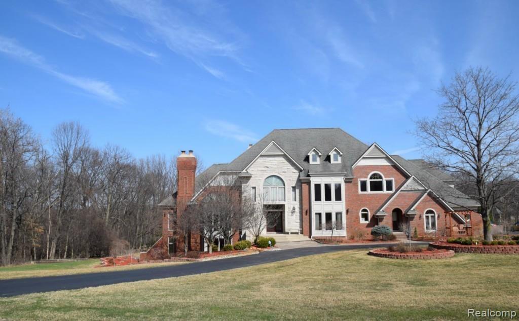 5405 Abbey Drive Rochester, MI 48306 - Photo 2 of 94 EXT1 (Large).jpg