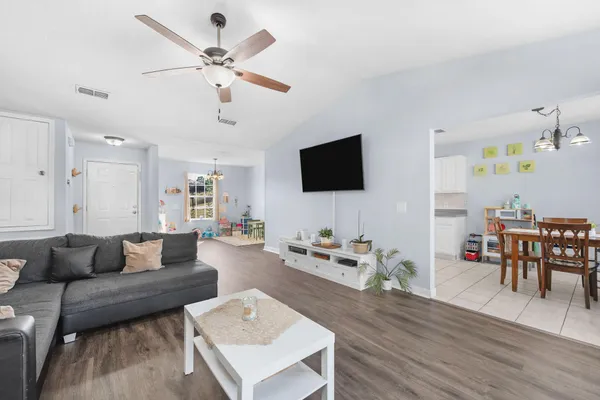 $299,000 | 404 Bobby Drive, Crestview, FL 32536