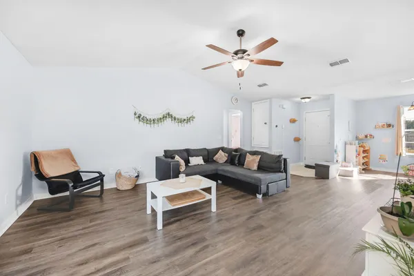 $299,000 | 404 Bobby Drive, Crestview, FL 32536