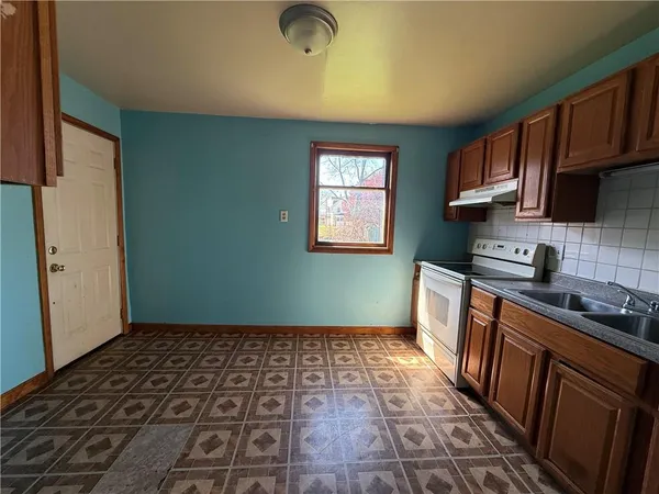 $75,000 | 606 Chestnut Street, New Castle, PA 16101