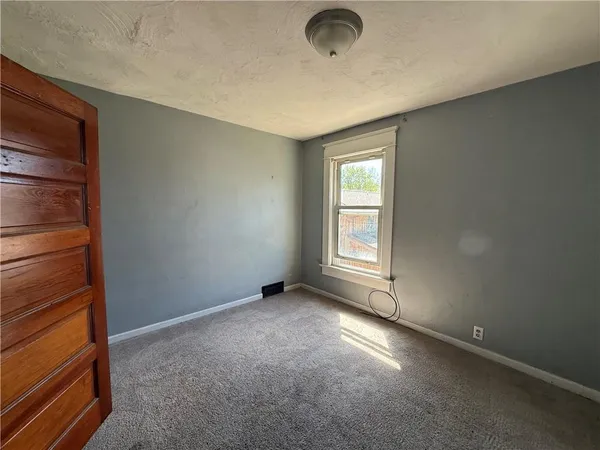 $75,000 | 606 Chestnut Street, New Castle, PA 16101