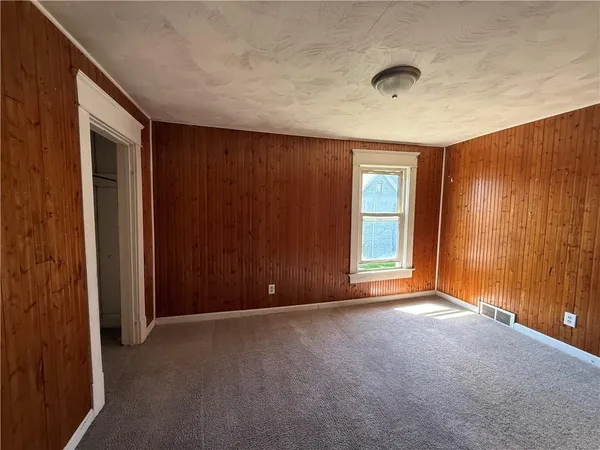 $75,000 | 606 Chestnut Street, New Castle, PA 16101