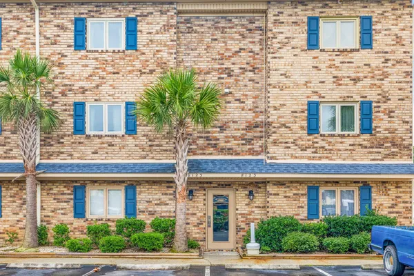 $193,900 | 209 Double Eagle Drive, Unit H3, Surfside Beach, SC 29575