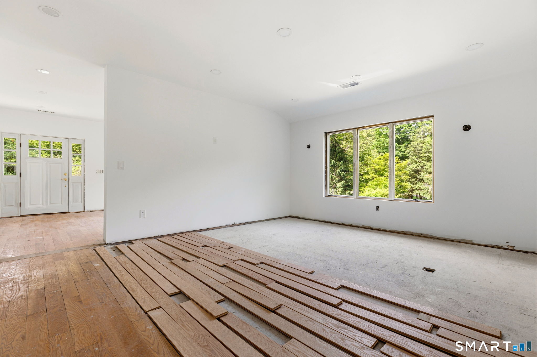 13 Windaway Road Bethel, CT 06801 - Photo 10 of 37