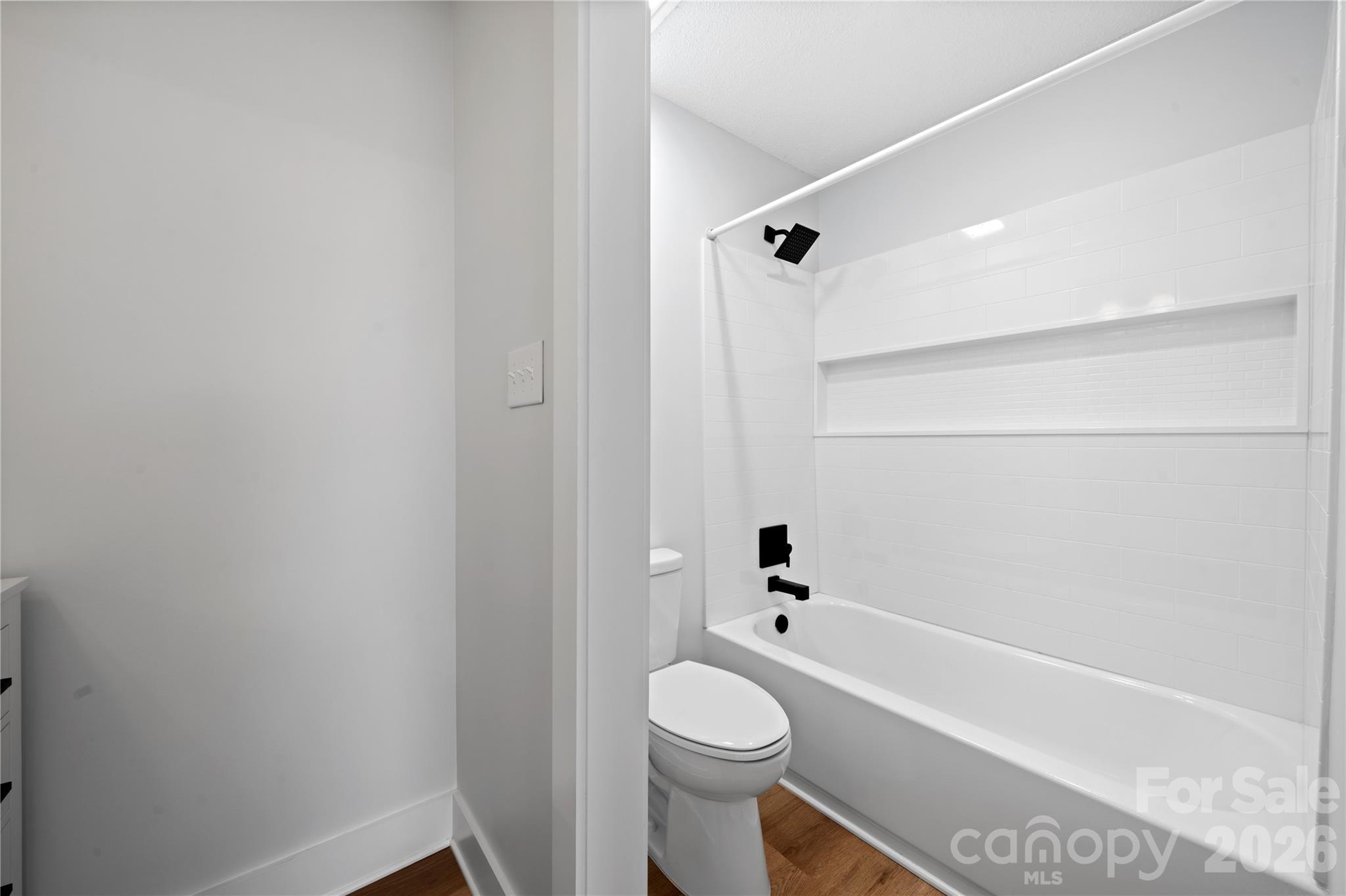 4906 Sardis Road Charlotte, NC 28270 - Photo 28 of 34 Gallery Image 28