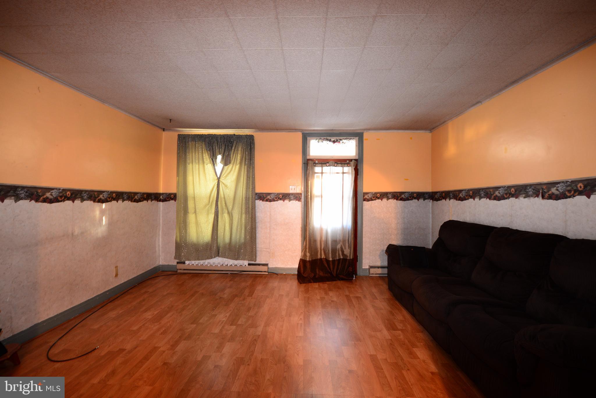 253 North Spring Street Middletown, PA 17057 - Photo 3 of 12 Gallery Image 3