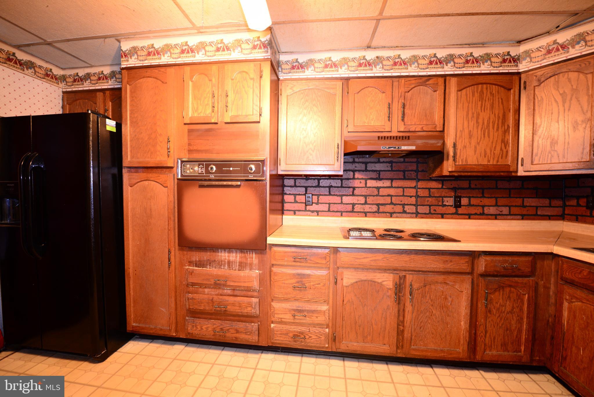 253 North Spring Street Middletown, PA 17057 - Photo 5 of 12 Gallery Image 5