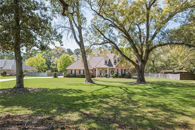 115 Lindsey Lane Slidell, LA 70461 - Photo 2 of 38