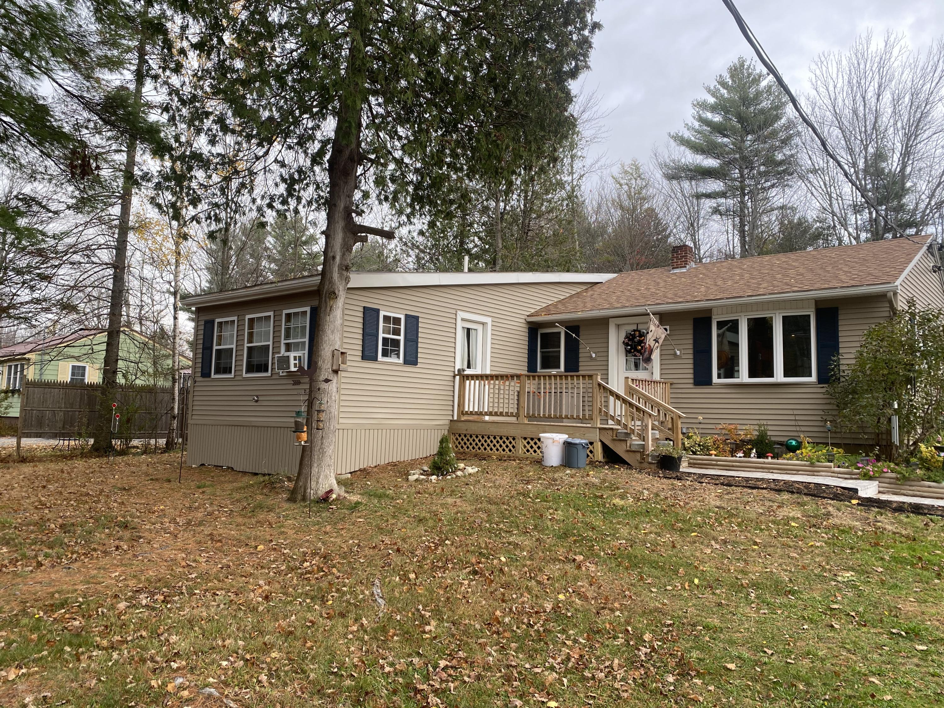 124 Davis Road Fairfield, ME 04937 - Photo 1 of 1 Front of home