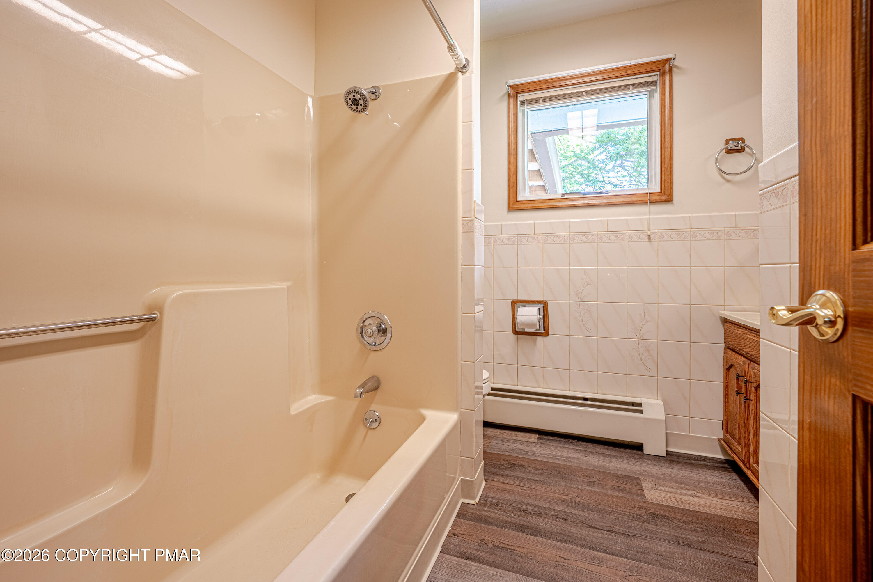 5226 Beechwood Road Pocono Lake, PA 18347 - Photo 10 of 65 5226 Beechwood-27