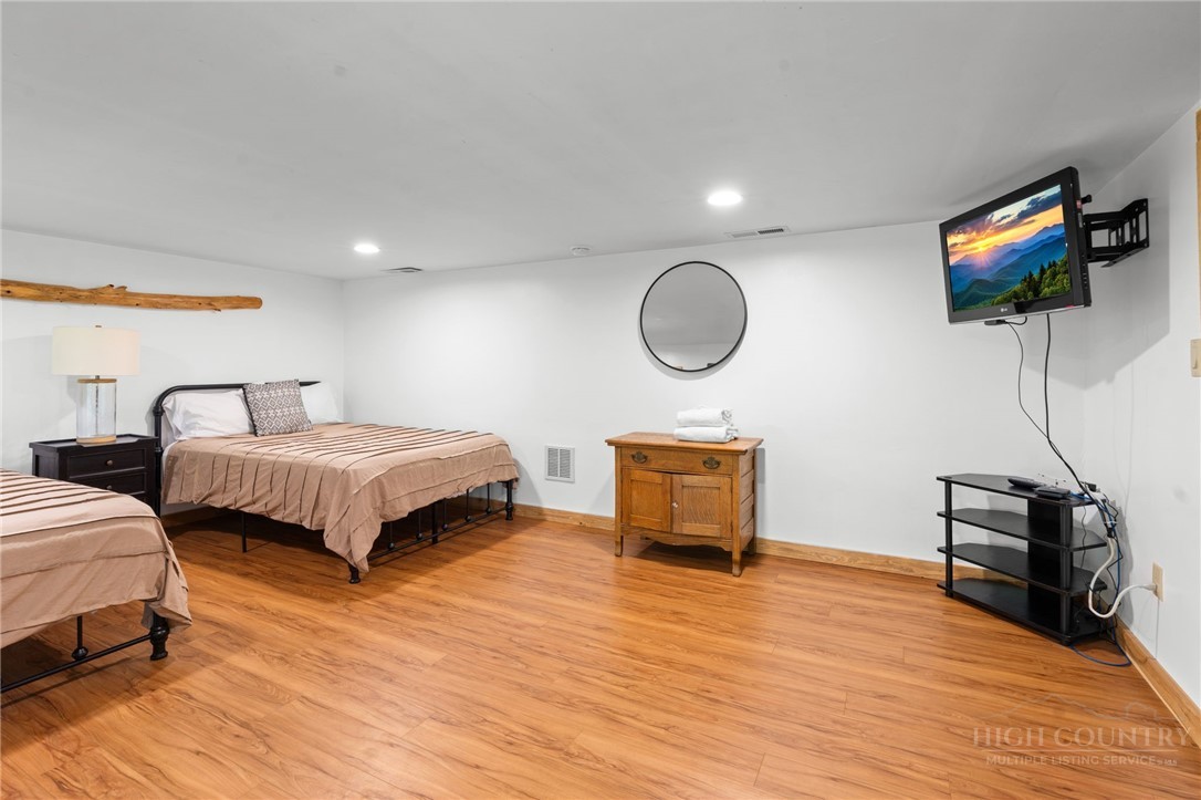 200 Summit Road Beech Mountain, NC 28604 - Photo 23 of 47