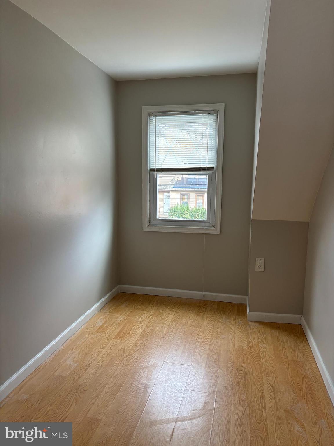 112 South Maple Avenue Maple Shade, NJ 08052 - Photo 20 of 29 Upstairs Bedroom