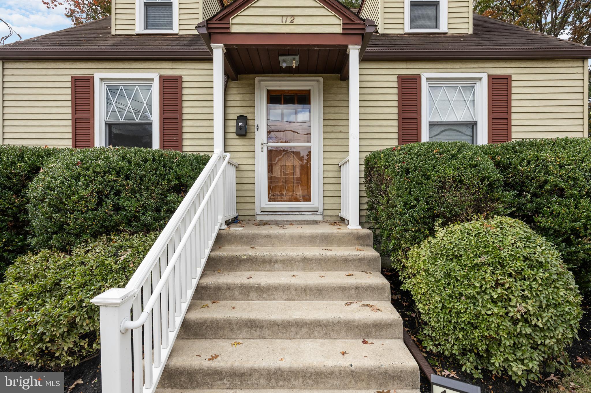 112 South Maple Avenue Maple Shade, NJ 08052 - Photo 4 of 29 Main Entrance