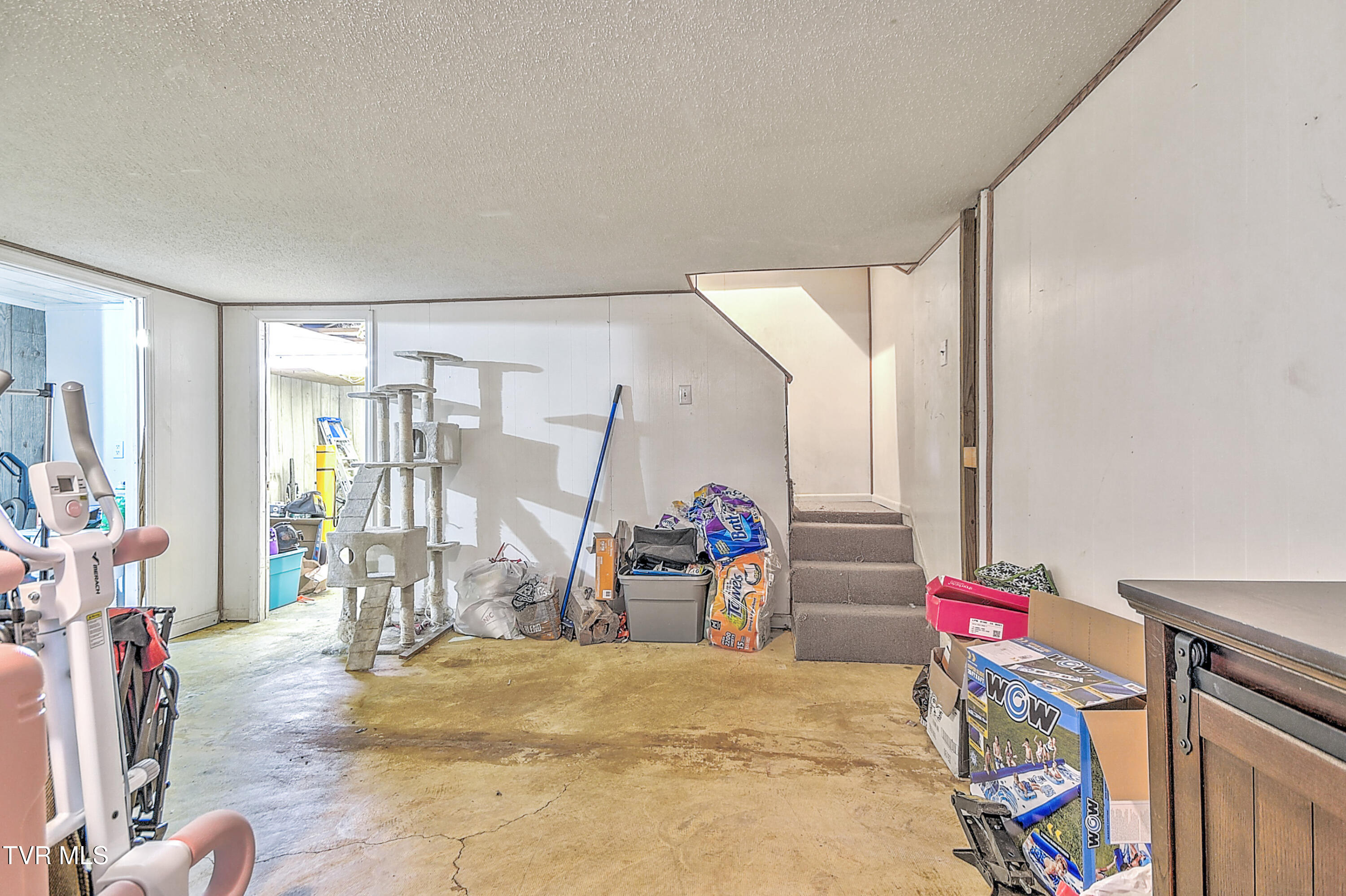 788 Meadow View Road Bristol, TN 37620 - Photo 23 of 39 788 Meadow View MG-23