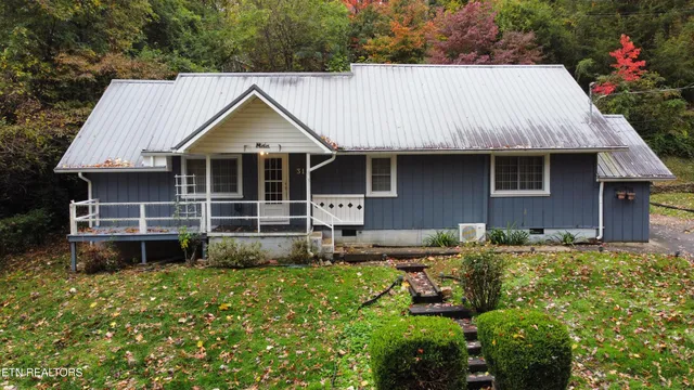 $349,000 | 315 Elbow Lane, Gatlinburg, TN 37738