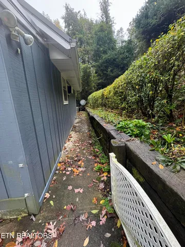 $349,000 | 315 Elbow Lane, Gatlinburg, TN 37738