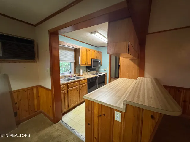 $349,000 | 315 Elbow Lane, Gatlinburg, TN 37738