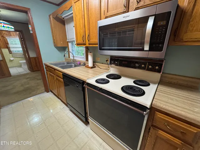 $349,000 | 315 Elbow Lane, Gatlinburg, TN 37738
