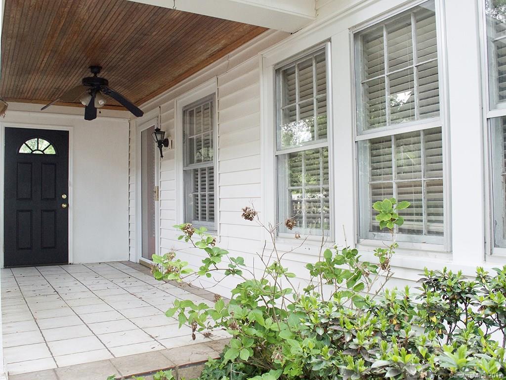 2304 Sharon Road Charlotte, NC 28207 - Photo 2 of 8