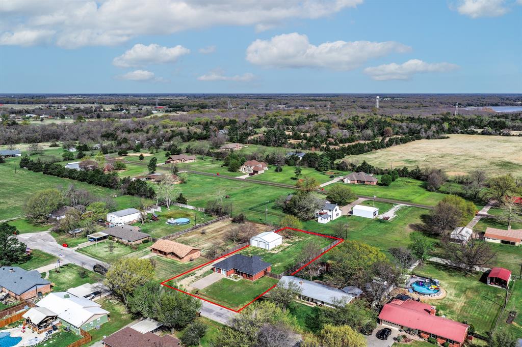 903 Amy Way Bonham, TX 75418 - Photo 6 of 27 Aerial overview of property's location with property boundaries highlighted