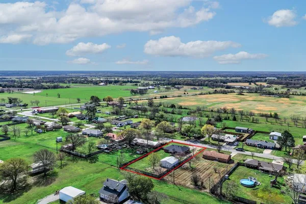 $274,900 | 903 Amy Way, Bonham, TX 75418