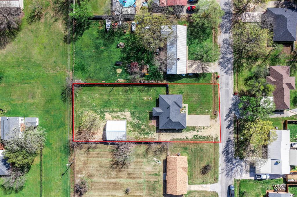 903 Amy Way Bonham, TX 75418 - Photo 8 of 27 Aerial overview of property's location featuring property parcel outlined