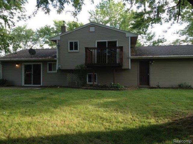 4980 Maybee Road Clarkston, MI 48348 - Photo 2 of 12 Maybee_005 (Small).jpg